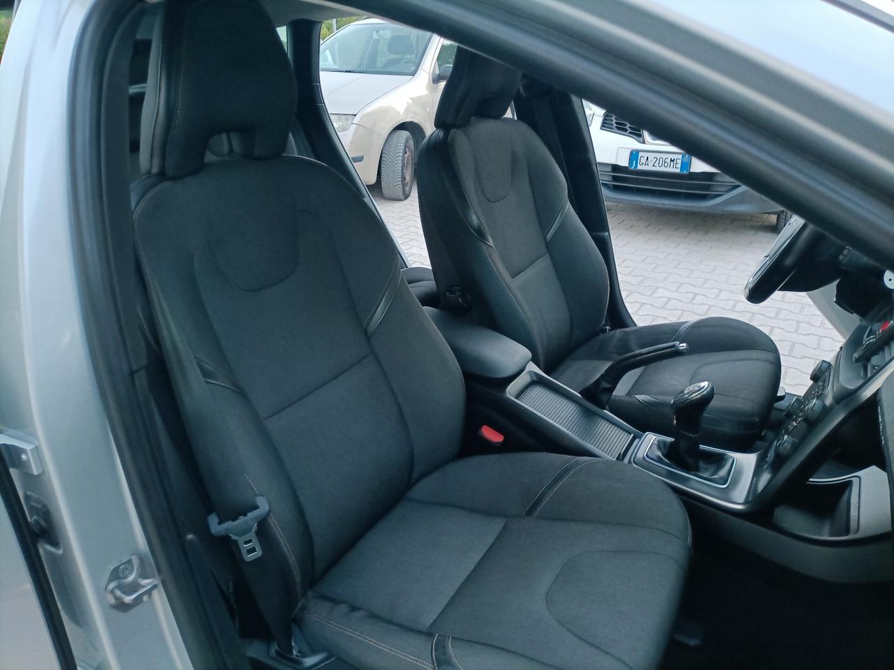Volvo V40 Cross Country D2 1.6 Business
