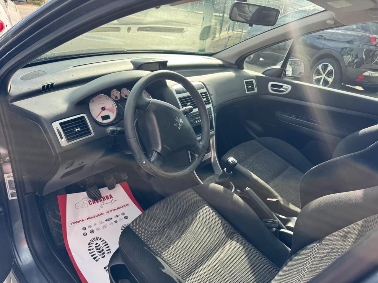 Peugeot 307 1.6 16V HDi FAP 110CV Station D-Sign