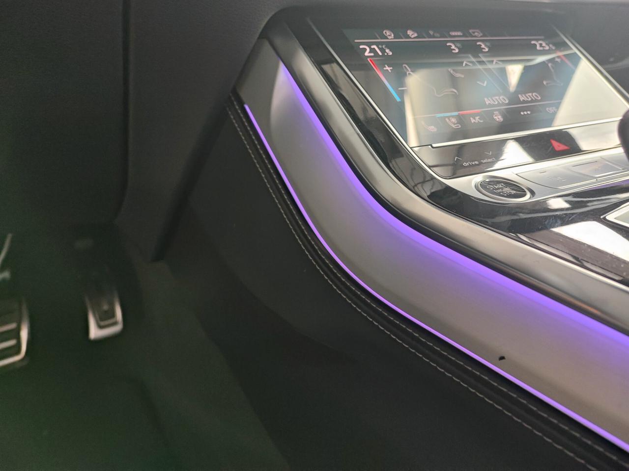 Audi Q8 55 TFSI quattro tiptronic Sline Plus