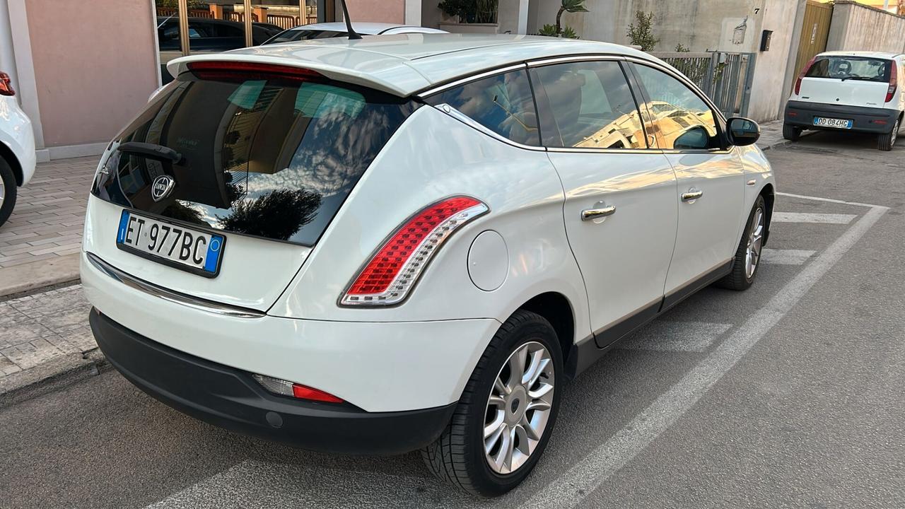 Lancia Delta 1.6 MJT 105 CV *SOLI 125.000 KM
