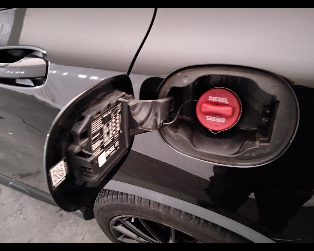 Mercedes-Benz GLA-X156 2017 - GLA 200 d Night Edition auto