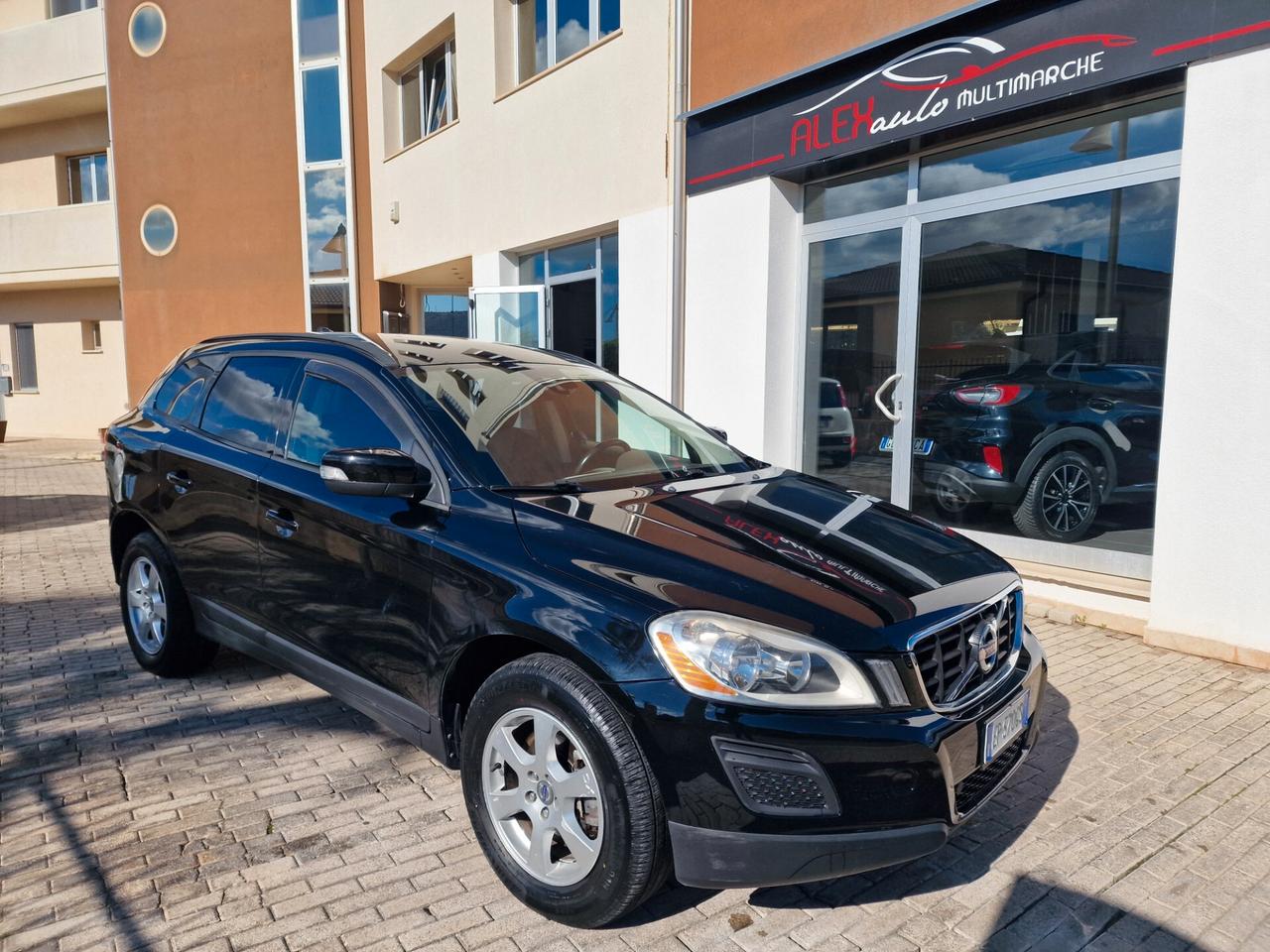 Volvo XC 60 XC60 D5 AWD Summum