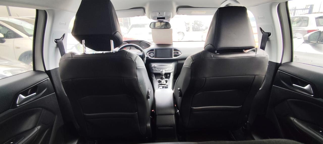 Peugeot 308 BlueHDi 120 S&S EAT6 Allure