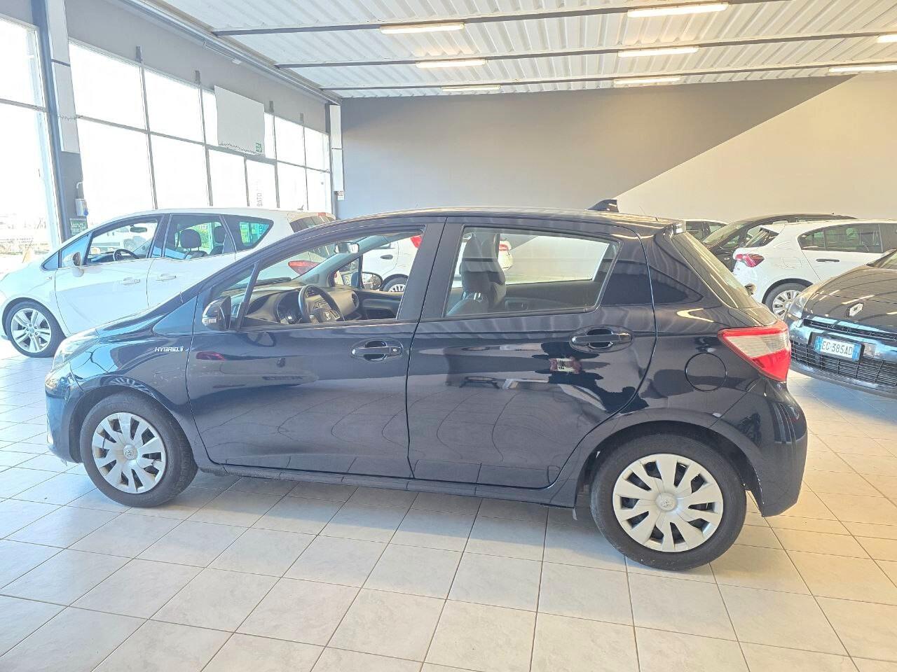 Toyota Yaris 1.5 Hybrid Cool KM 50.000