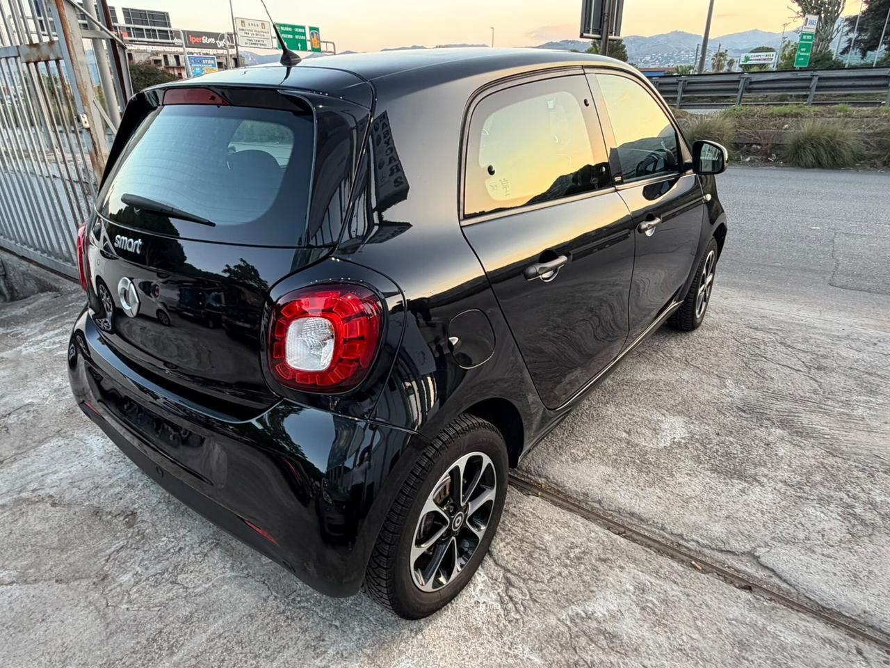 Smart ForFour 70 1.0 Passion