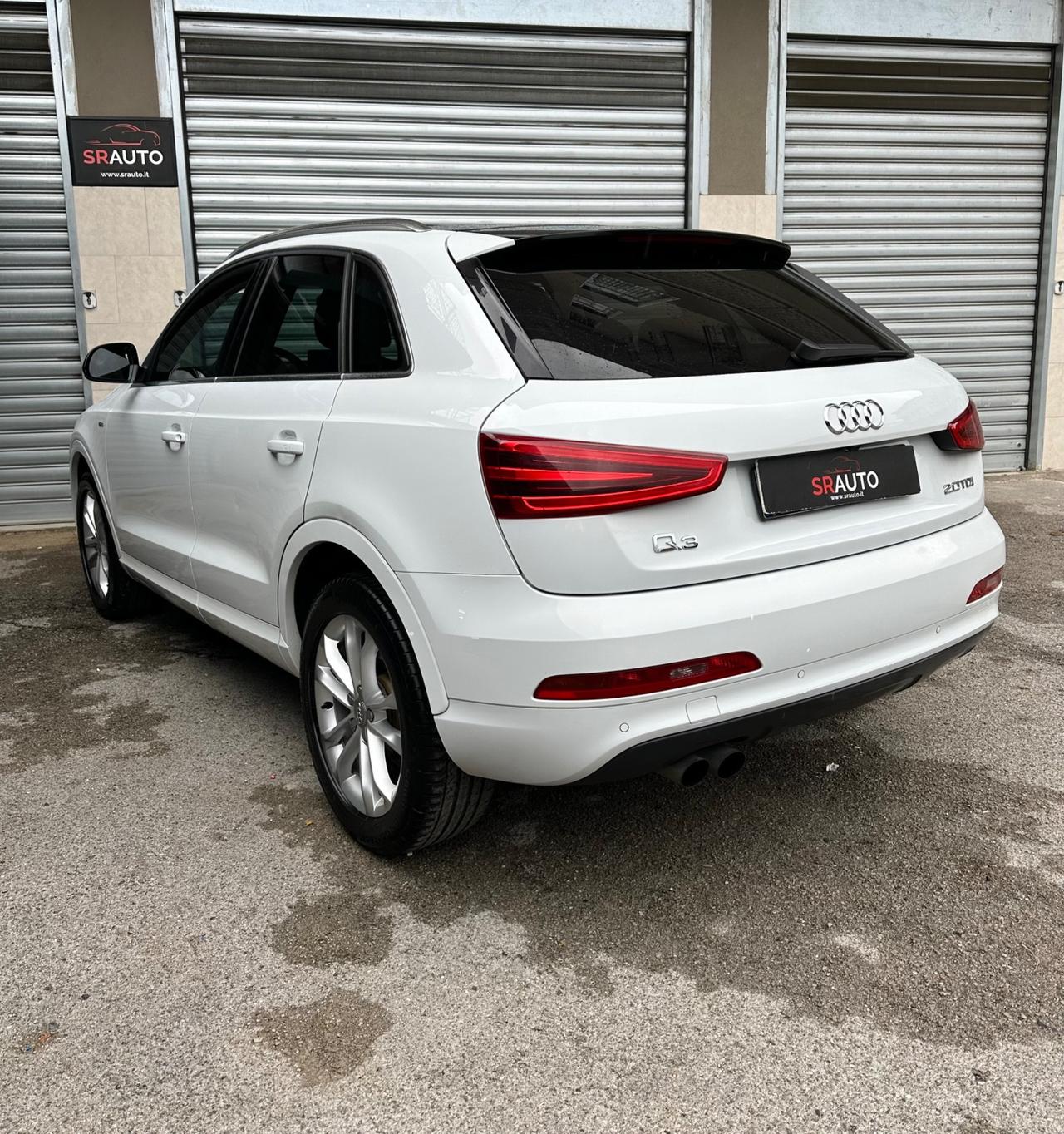 Audi Q3 2.0 TDI 140cv S Line - TETTO APRIBILE