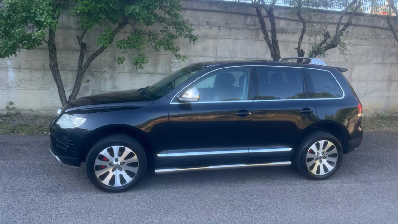 Volkswagen Touareg 2.5 R5 TDI DPF tiptronic Exclusive