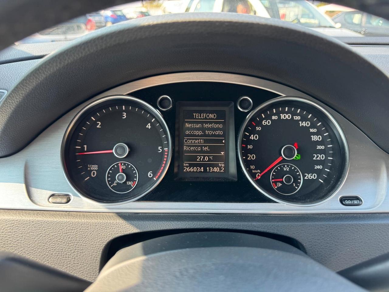 Volkswagen Passat VARIANT 2.0 TDI 140CV DSG HIGHLINE 2012