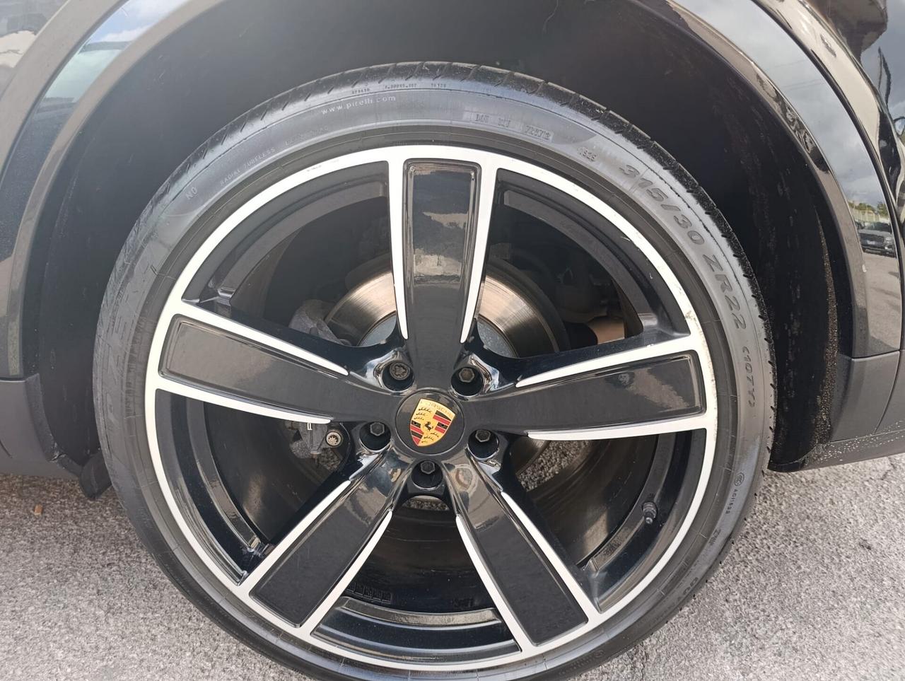 Porsche Cayenne Coupé 3.0 V6 Platinum Edition