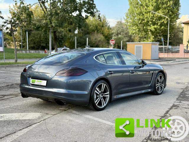 PORSCHE Panamera 4s