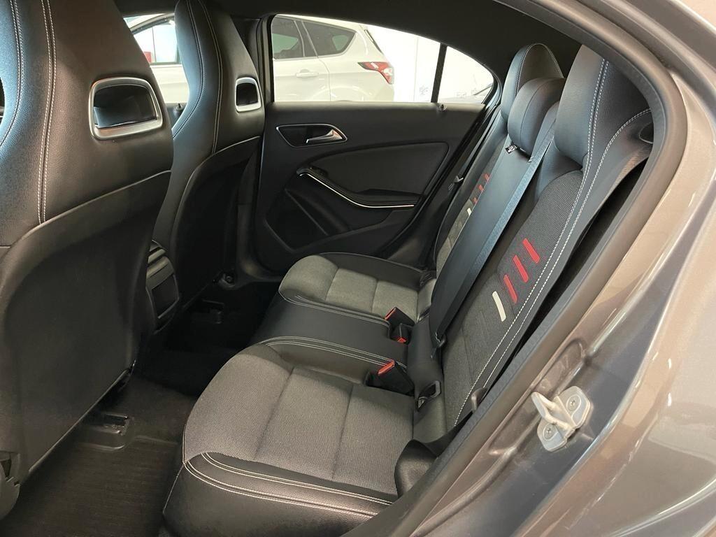 Mercedes-benz A 200 d BUSINESS Automatic 5p.