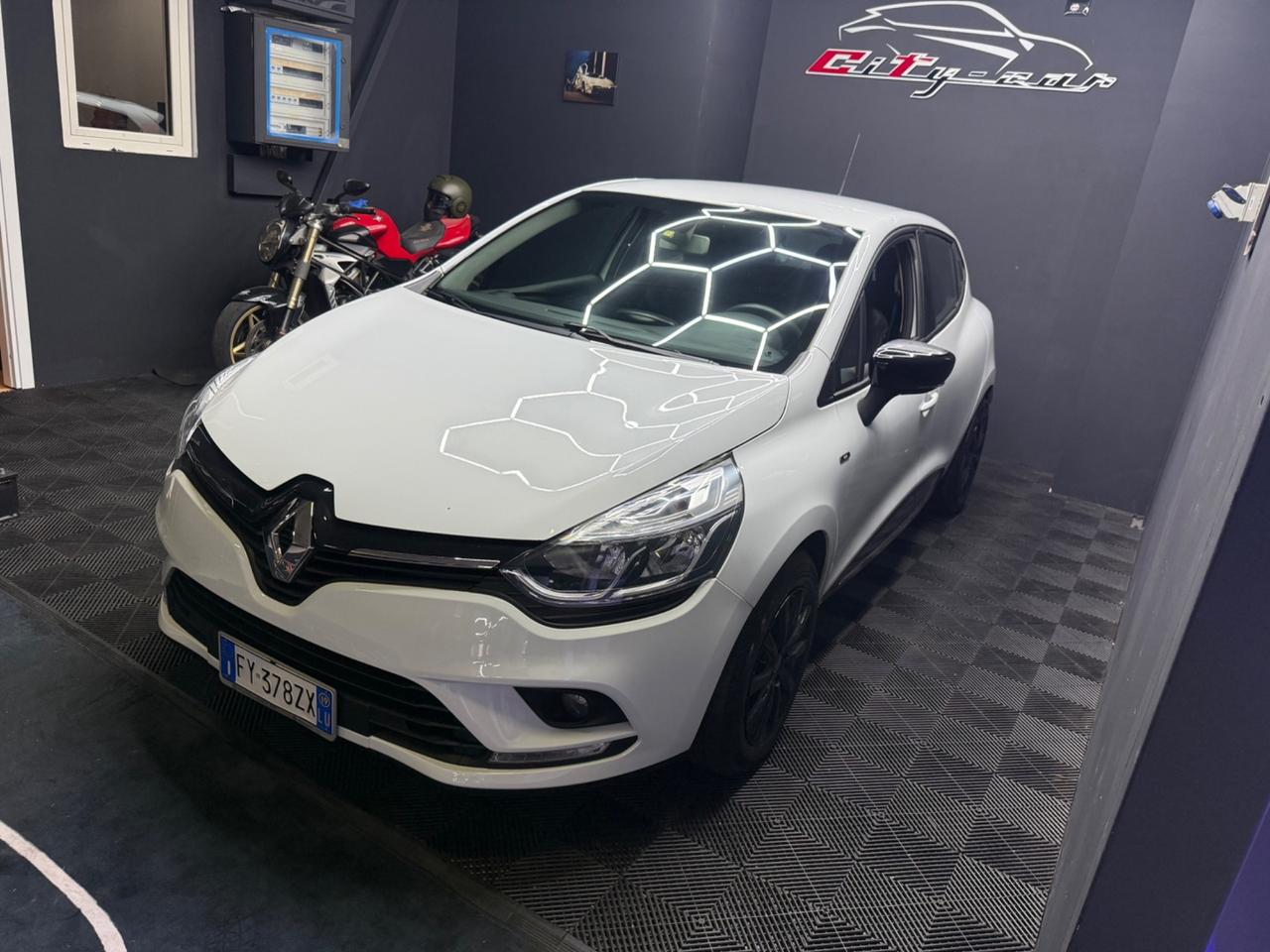 Renault Clio Sporter TCe 12V 75 CV Moschino Life
