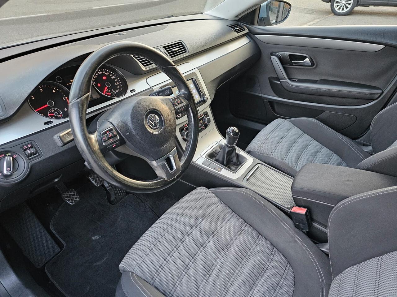 Volkswagen Passat CC 2.0 TDI 140cv DPF*Navi*Tetto*Pdc*