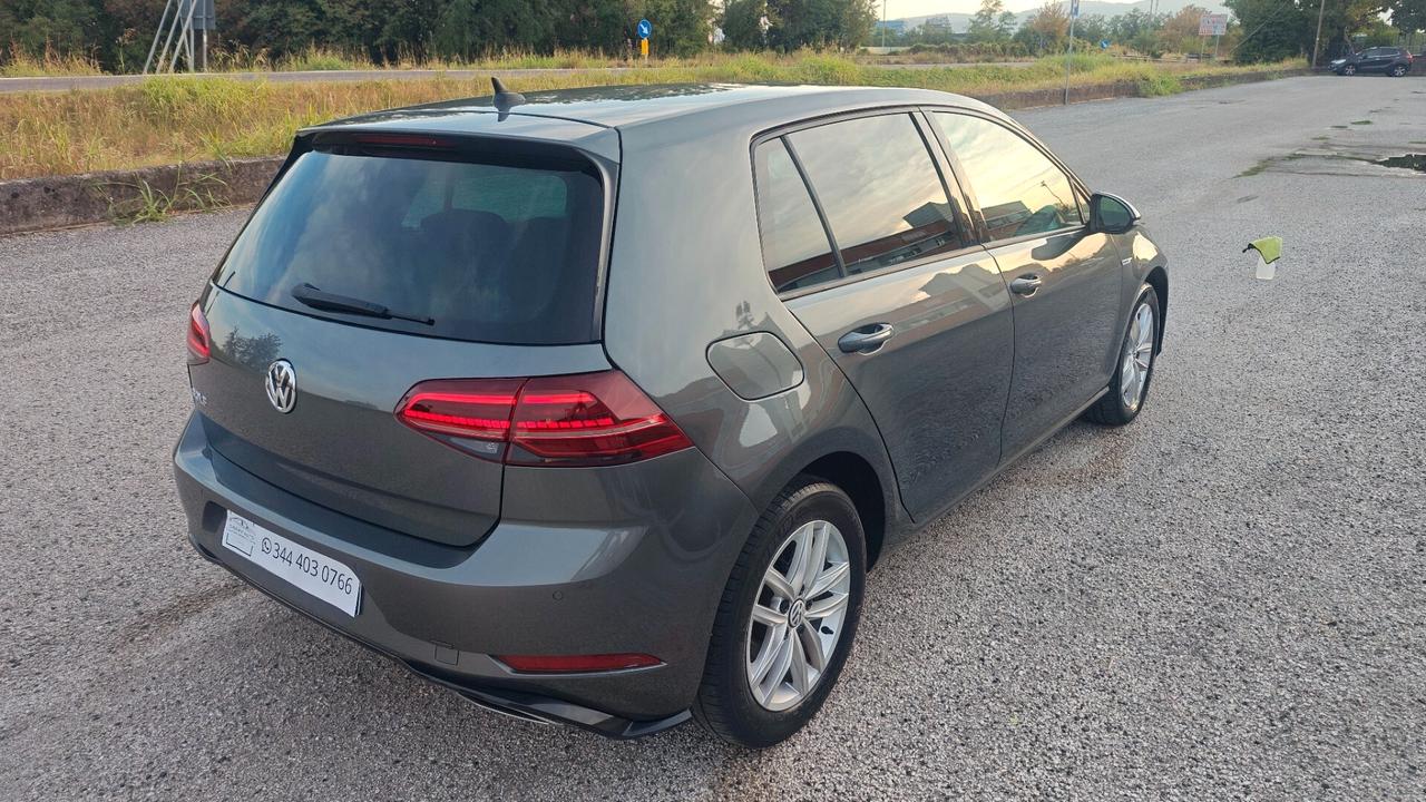 Volkswagen Golf 1.5 TGI DSG 5p. Trendline BlueMotion Technology