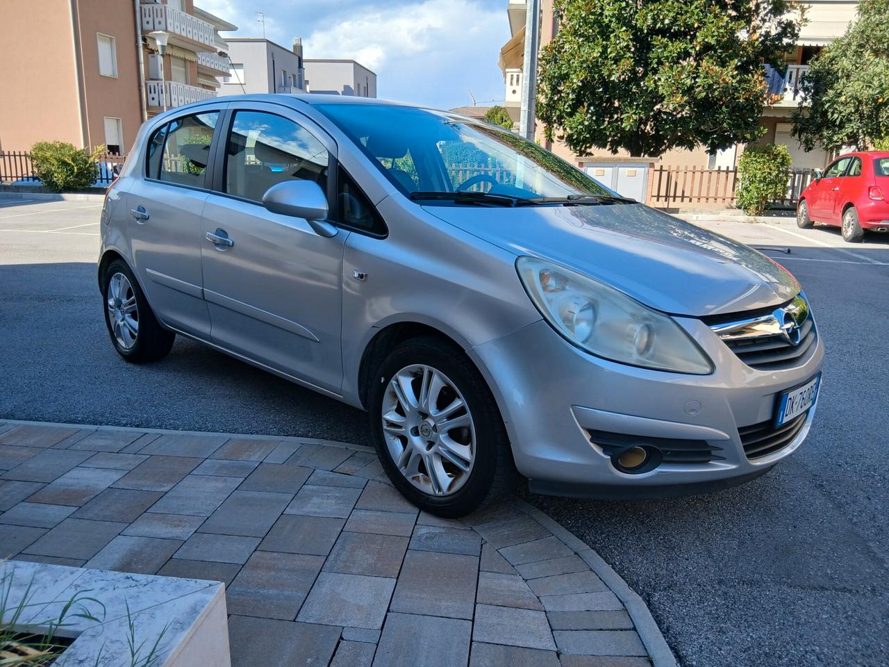 Opel Corsa 1.0 12V 5 porte Enjoy OK per neo patentati