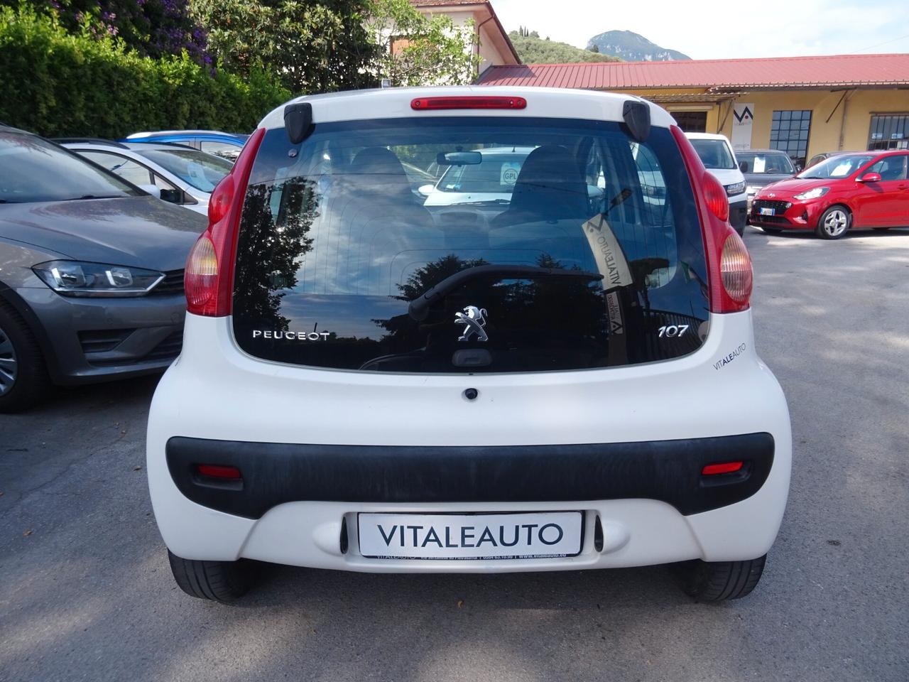 Peugeot 107 1.0 68CV 5p. Plaisir