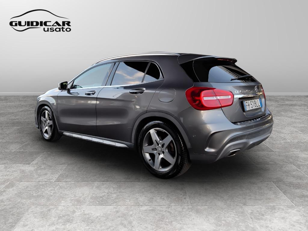 Mercedes-Benz GLA-X156 2014 - GLA 220 d Premium 4matic 177cv auto