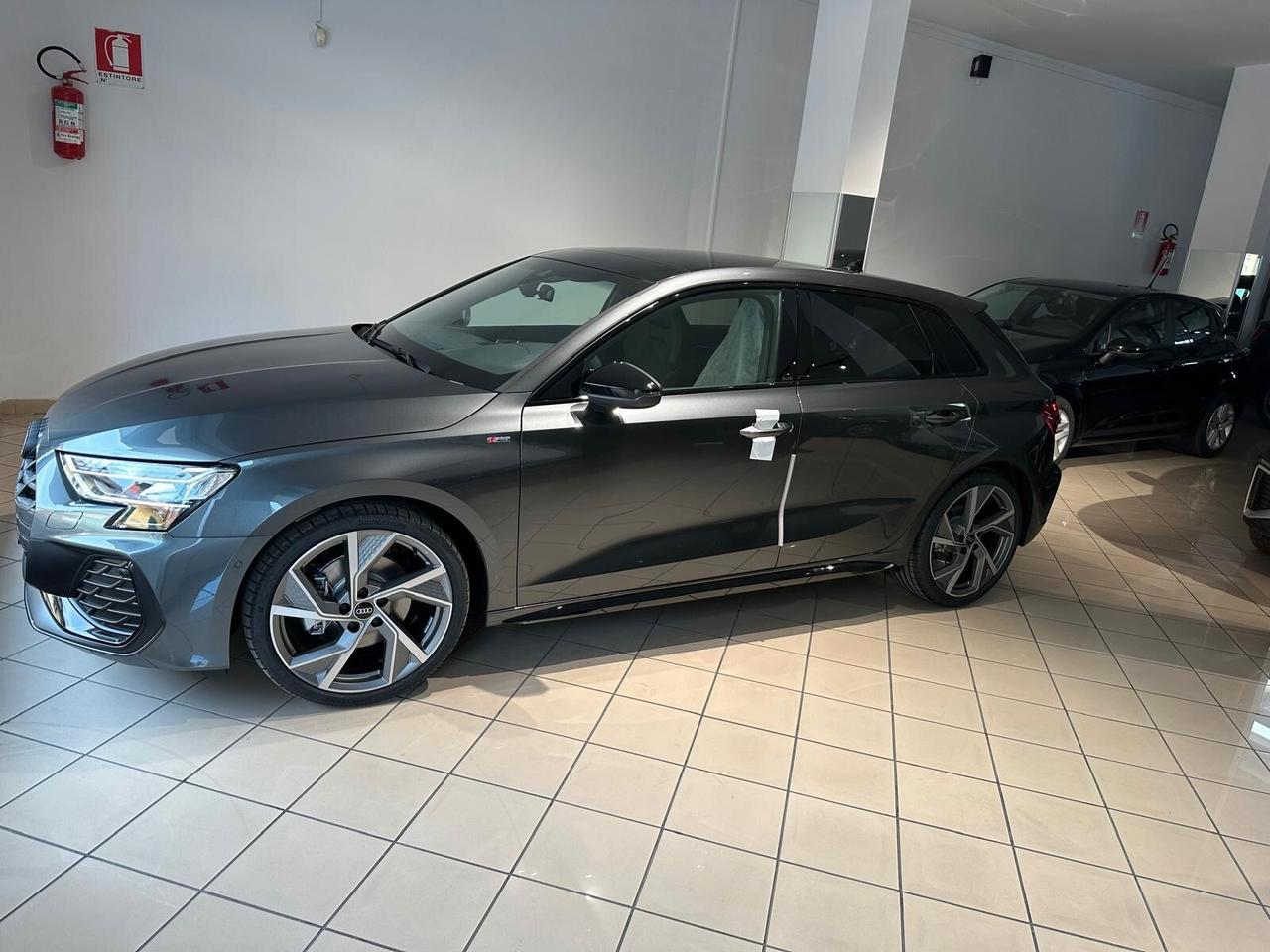 Audi A3 Sportback Black-line 35 2.0 tdi s-tronic