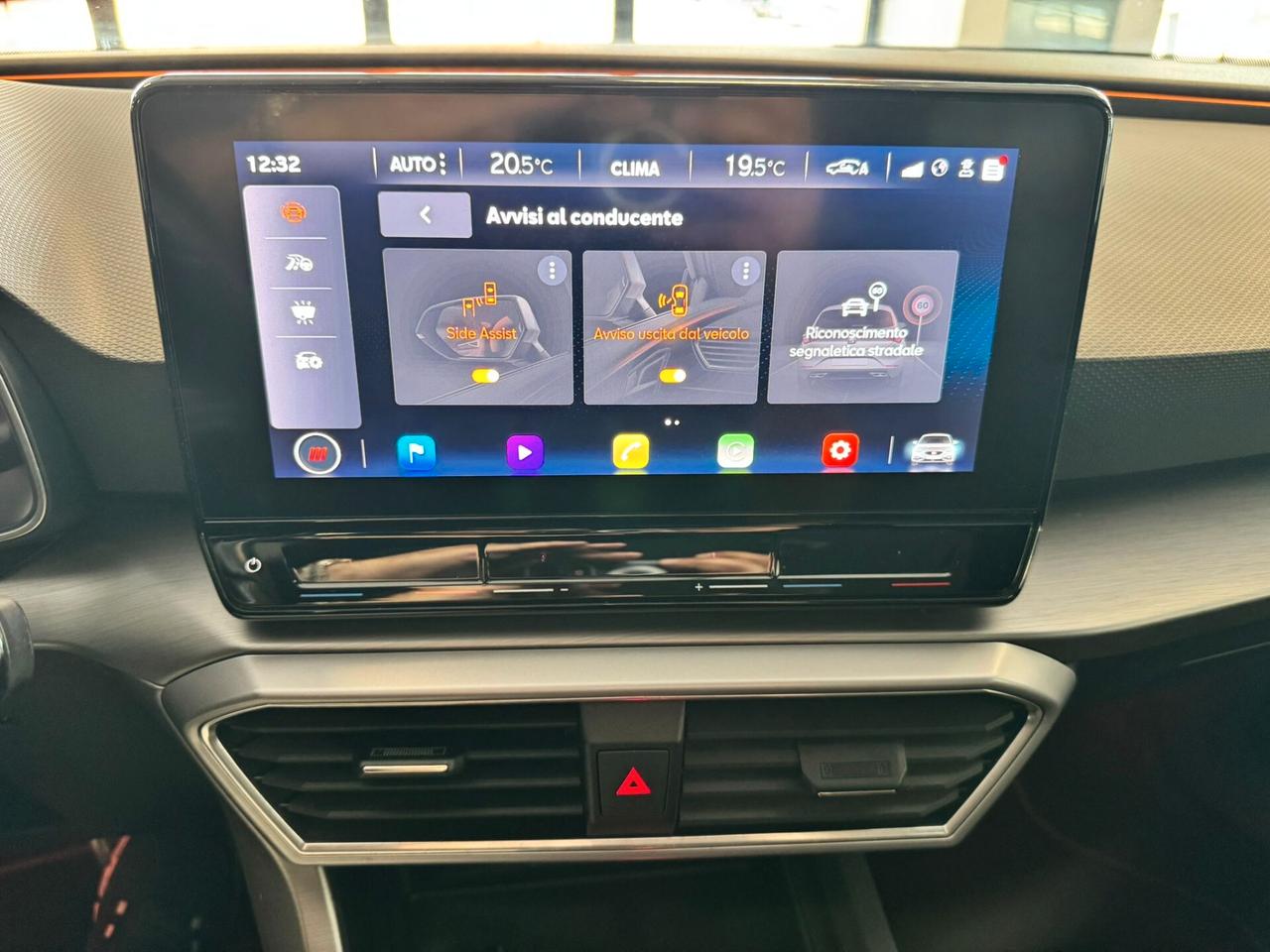 Seat Leon 1.5 hybrid 150 CV DSG FR