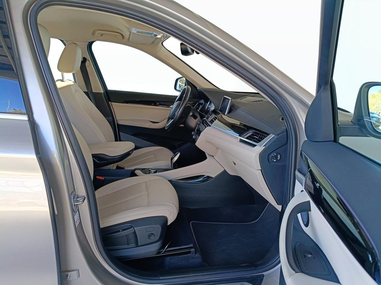 BMW X1 F48 2019 - X1 sdrive18d xLine Plus auto