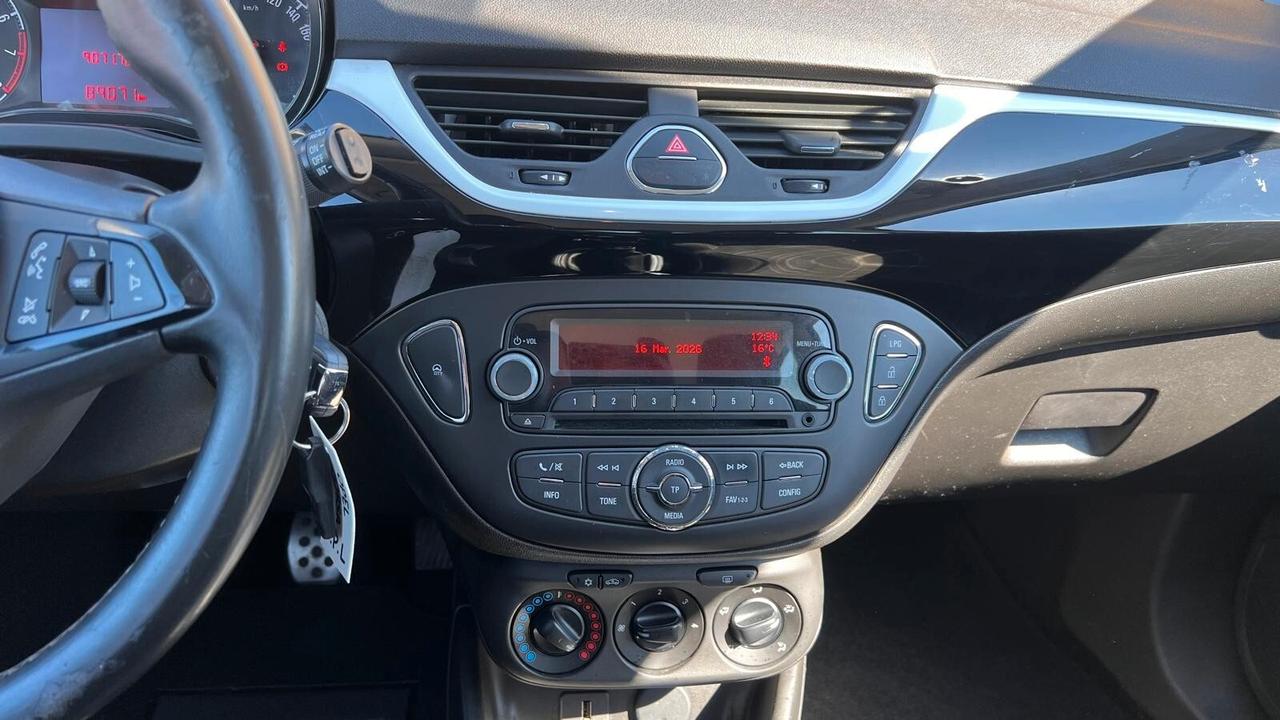 Opel Corsa 1.4 90CV GPL Tech 5 porte b-Color