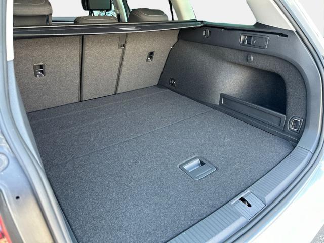 VOLKSWAGEN Passat Variant 2.0 TDI 150 CV DSG VETTURA NUOVA