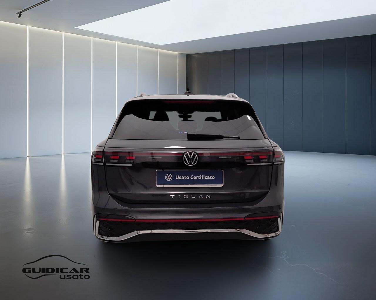 VOLKSWAGEN Tiguan III 2024 - Tiguan 2.0 tdi R-Line 150cv dsg