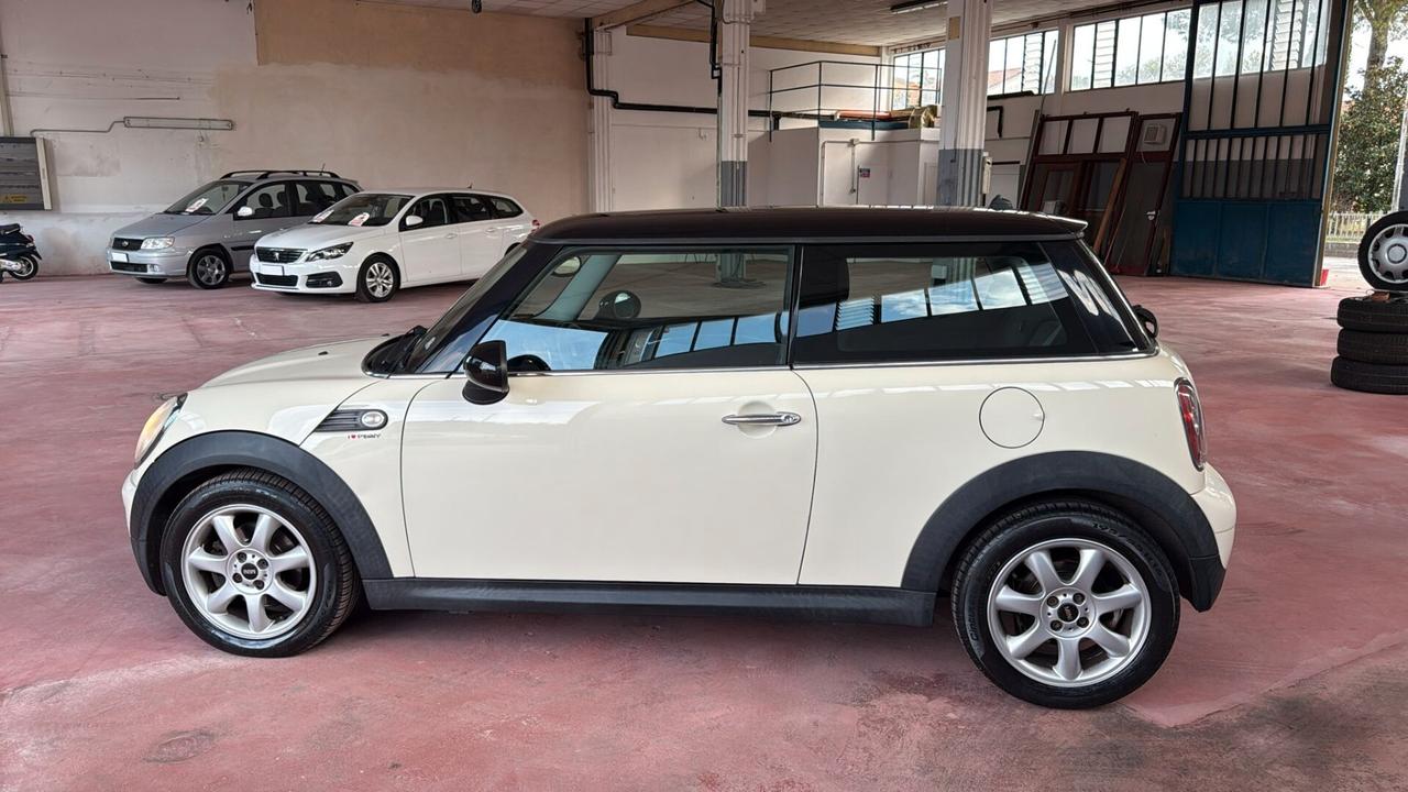 Mini 1.6 16V Cooper D