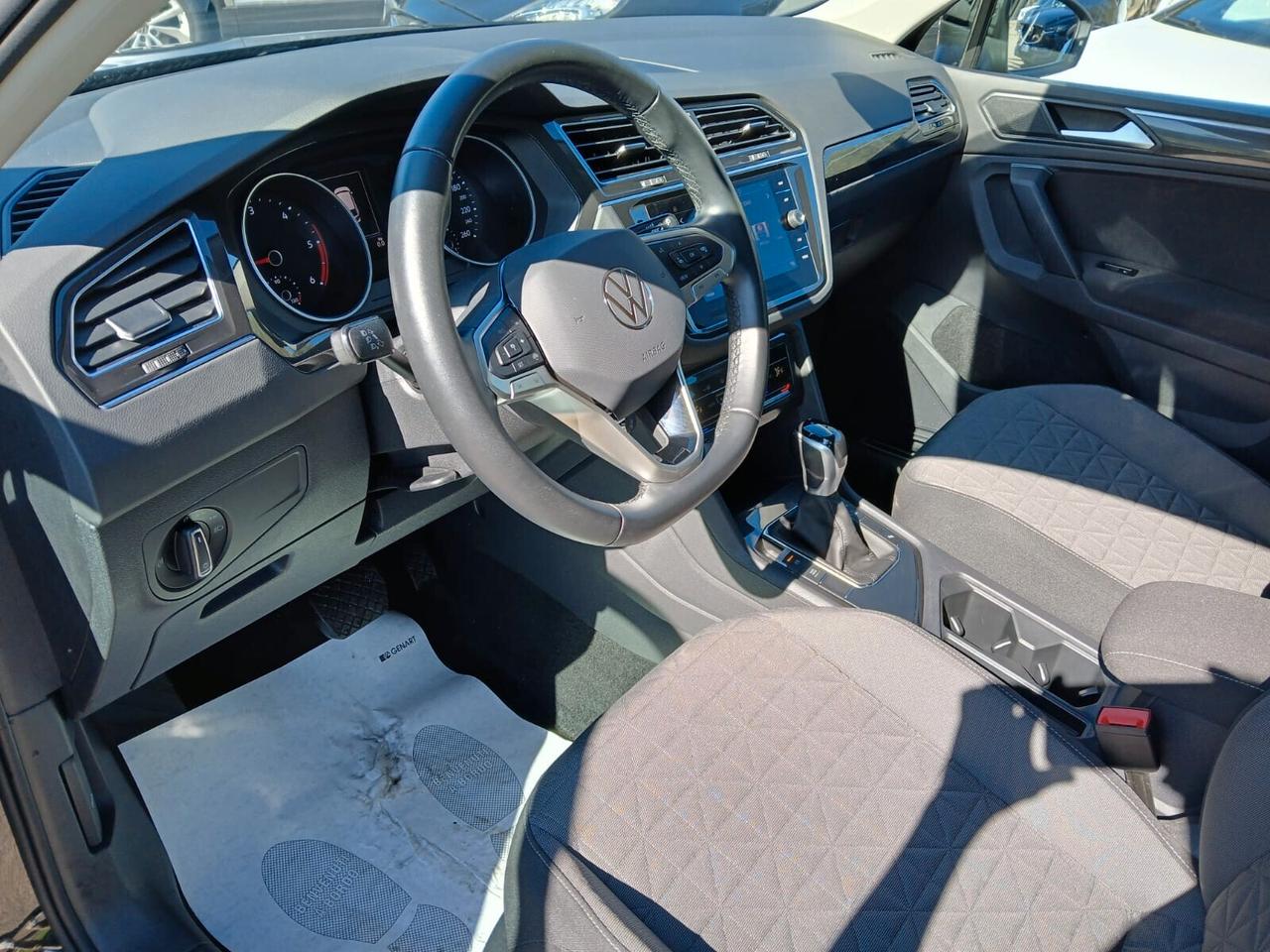 Volkswagen Tiguan 2.0 TDI 150 CV SCR DSG Life-AZIENDALE