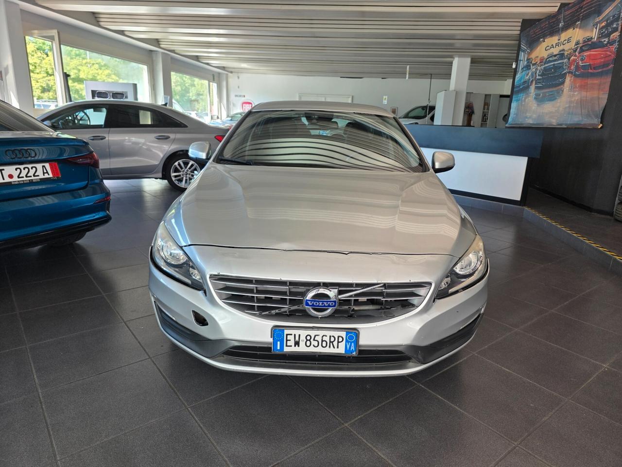 Volvo V60 D2 1.6 Momentum