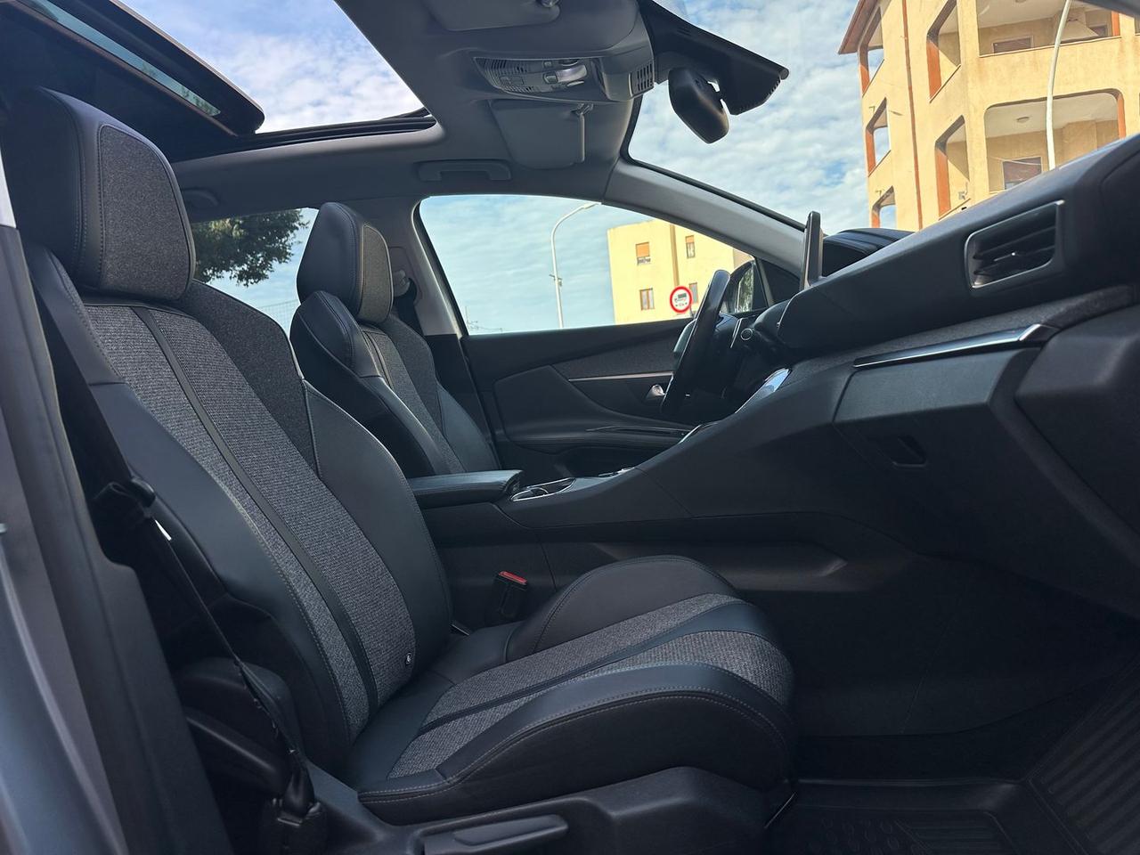 Peugeot 3008 1.5 Blue HDI 130 #50627