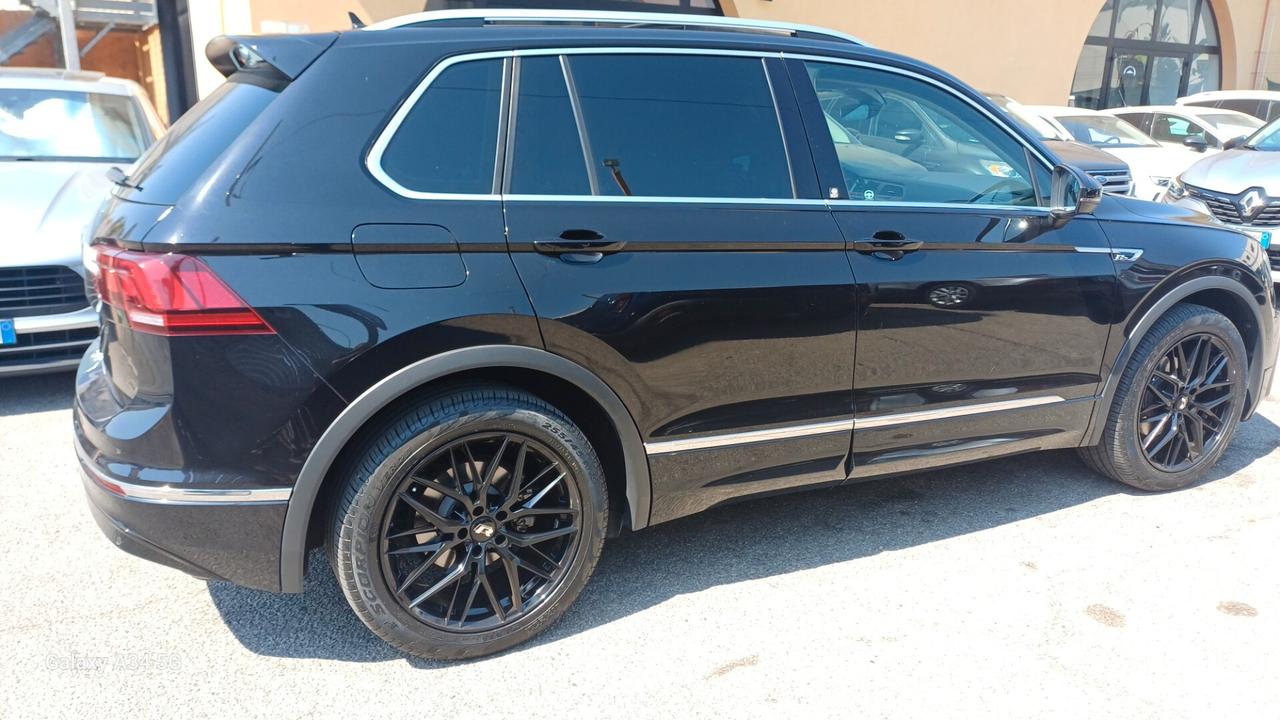 Volkswagen Tiguan 1.6 TDI R-LINE TETTO APRIBILE