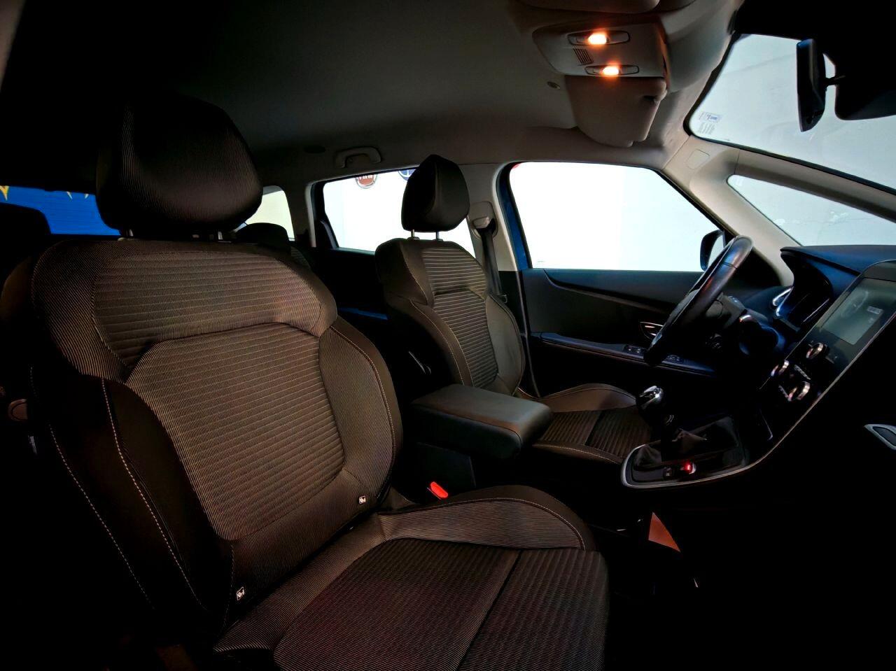 Renault Grand Scenic 7 POSTI 1.5 DCi Energy Intes