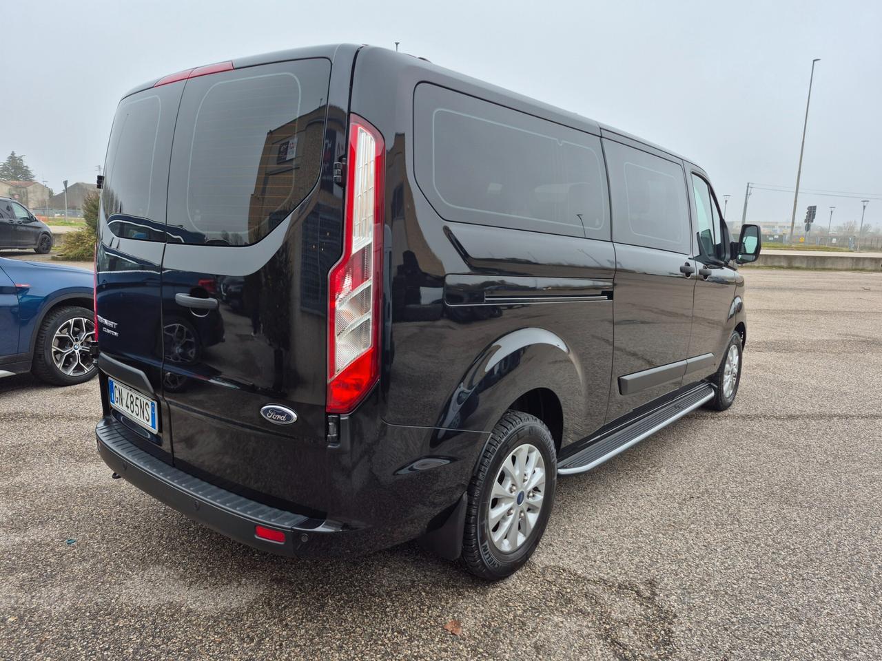 Ford Transit Custom Transit Custom TITANIUM 320 2.0 EcoBlue 130 aut. PC Combi Trend