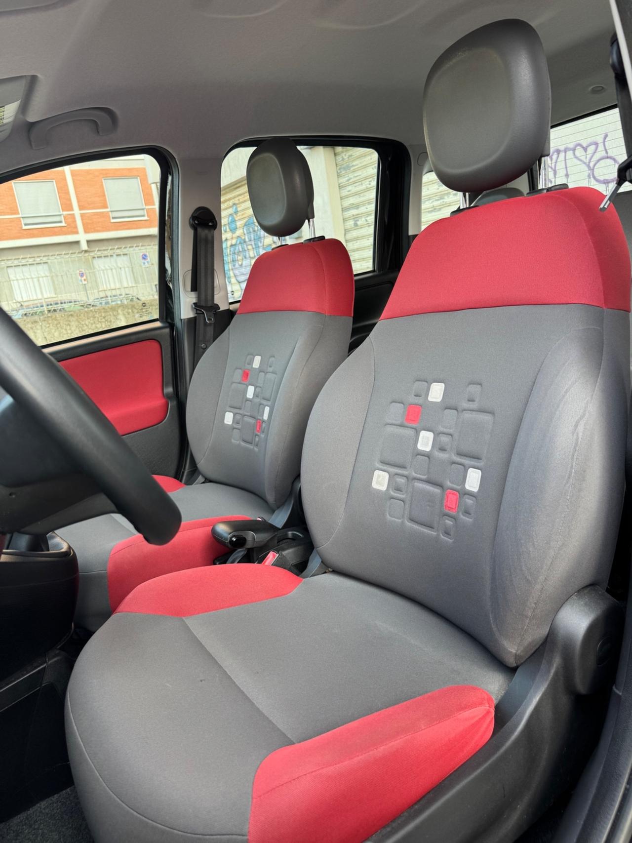 Fiat-Panda-1.2-benzina-69cv-54.000km-neopatentati-ottimo!