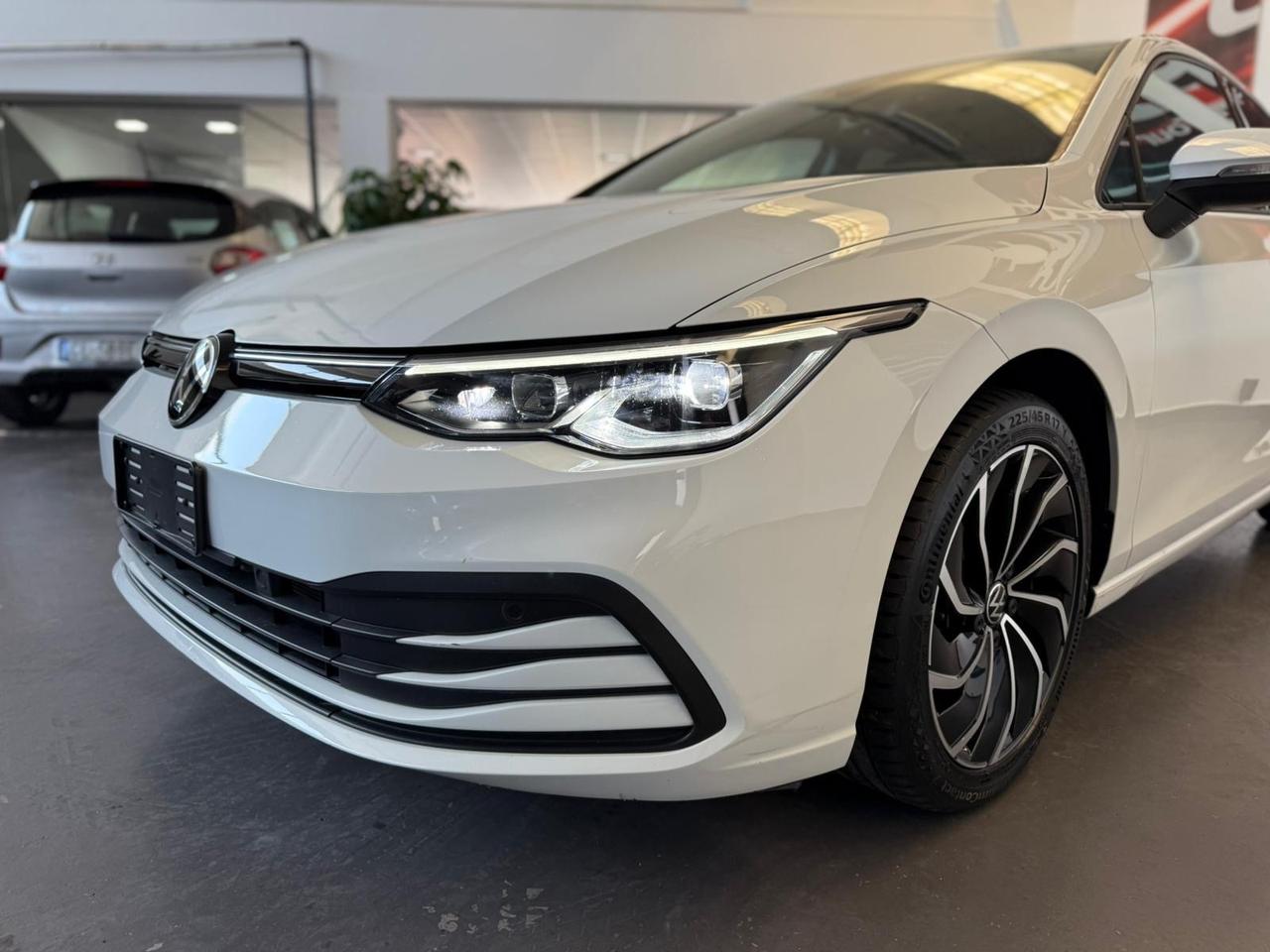 Volkswagen Golf 1.0 TSI EVO Life
