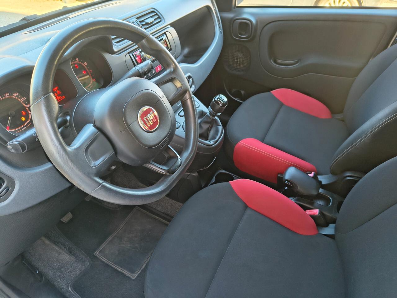 FIAT PANDA 1.2 LOUNGE 69 CV 104.000 KM