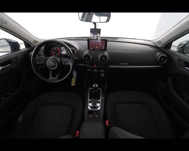 AUDI A3 SPB 1.6 TDI 116 CV Business