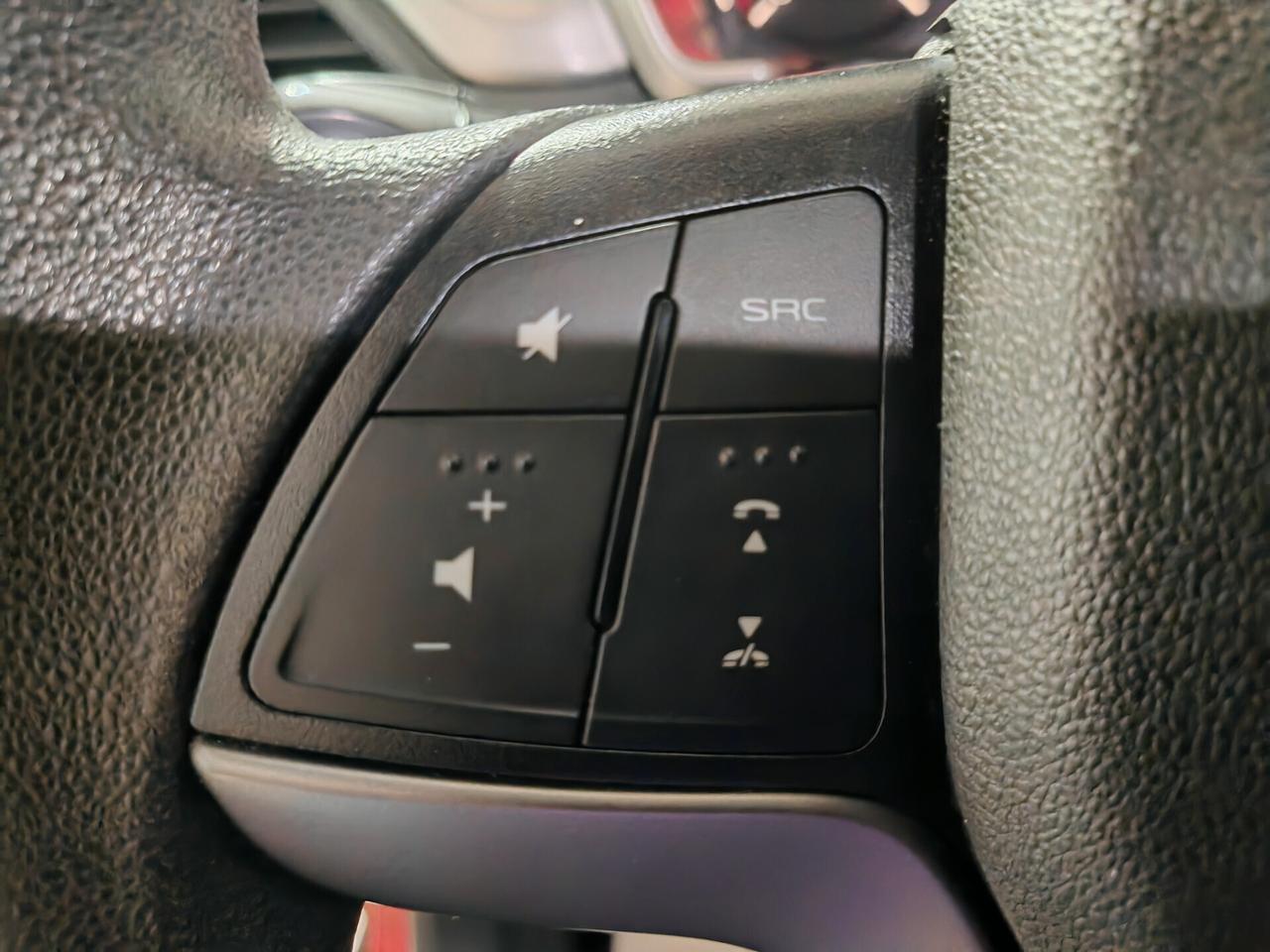 Mahindra 1.2 KUV100 K6+ 20000km 2025