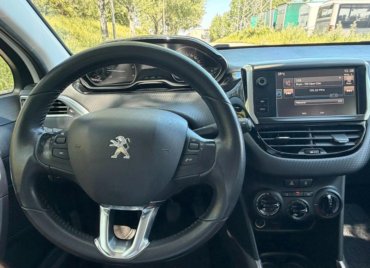 Peugeot 2008 BlueHDi 120 S&S Black Matt