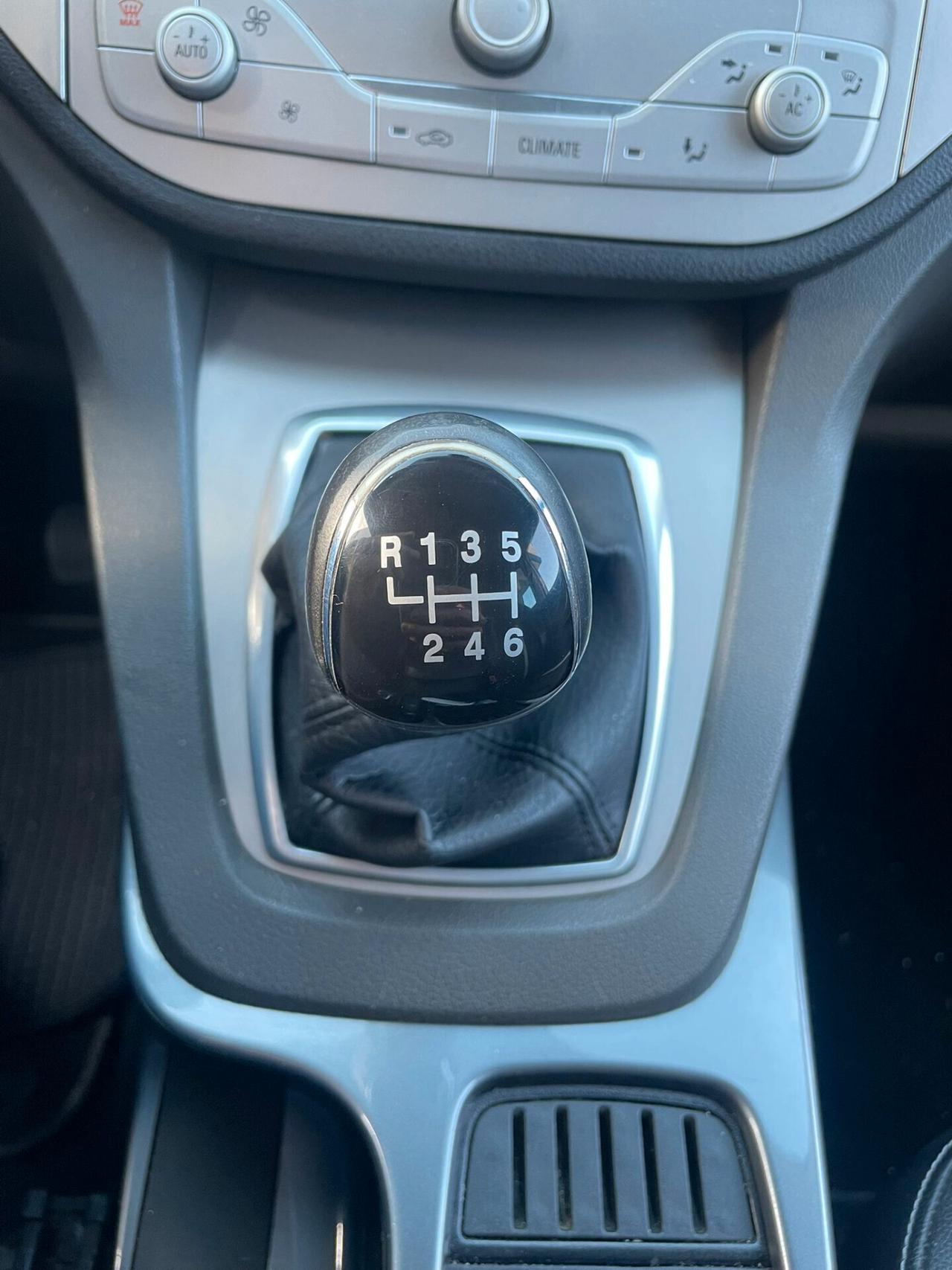 FORD KUGA 2.0TDCI TITANIUM 4WD 136cv