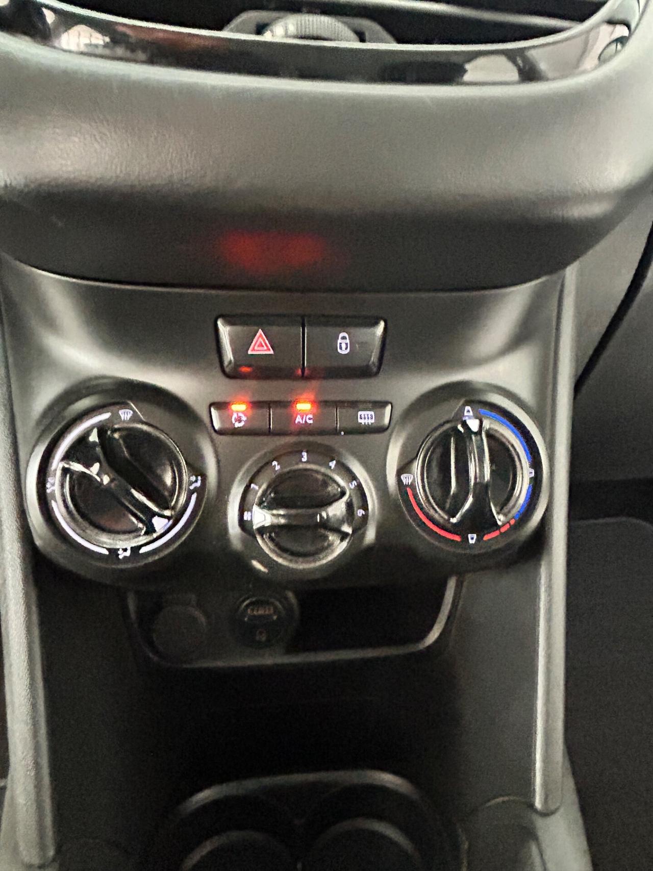 Peugeot 208 Allure *12/24 mesi di garanzia*