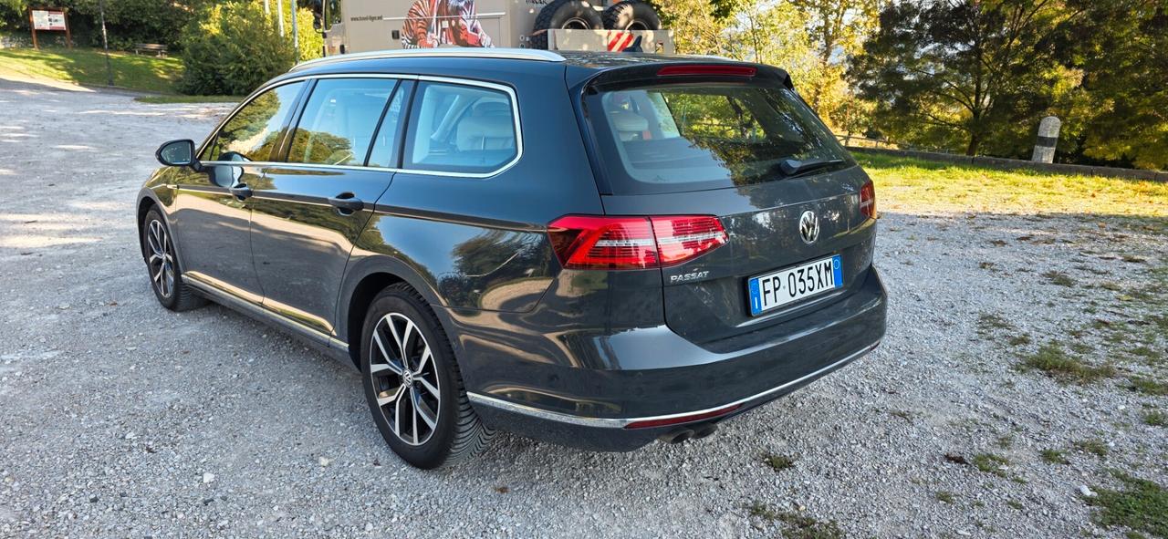 Volkswagen Passat 2.0 TDI SCR 190 CV 4MOTION DSG Executive BMT