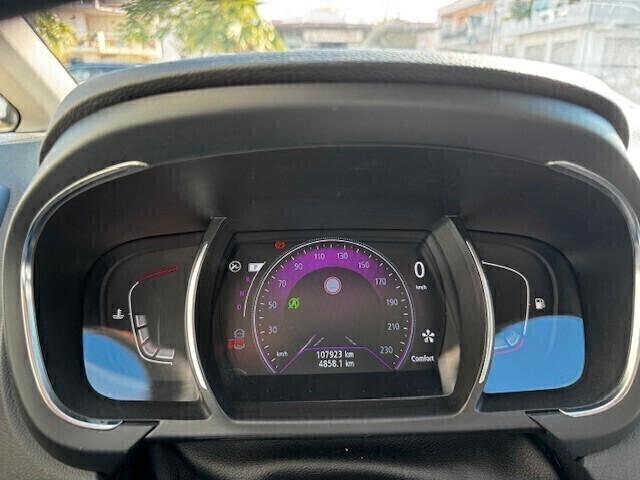 Renault Grand Scenic dCi 8V 110 CV EDC Energy Sport Edition2