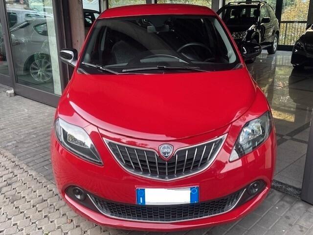 Lancia Ypsilon 1.0 FireFly 5 porte S&S Hybrid Ecochic Gold
