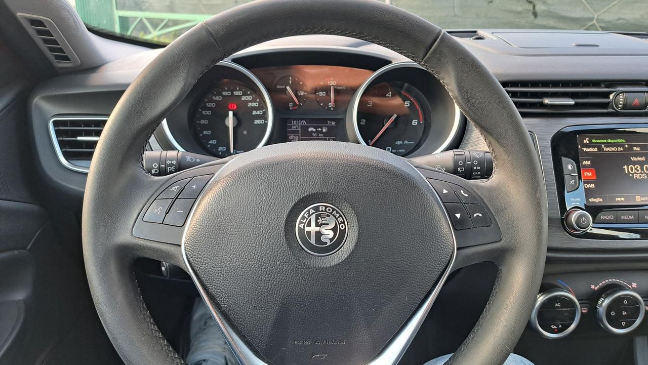 Alfa Romeo Giulietta 1.6 JTDm - AUTOMATICA