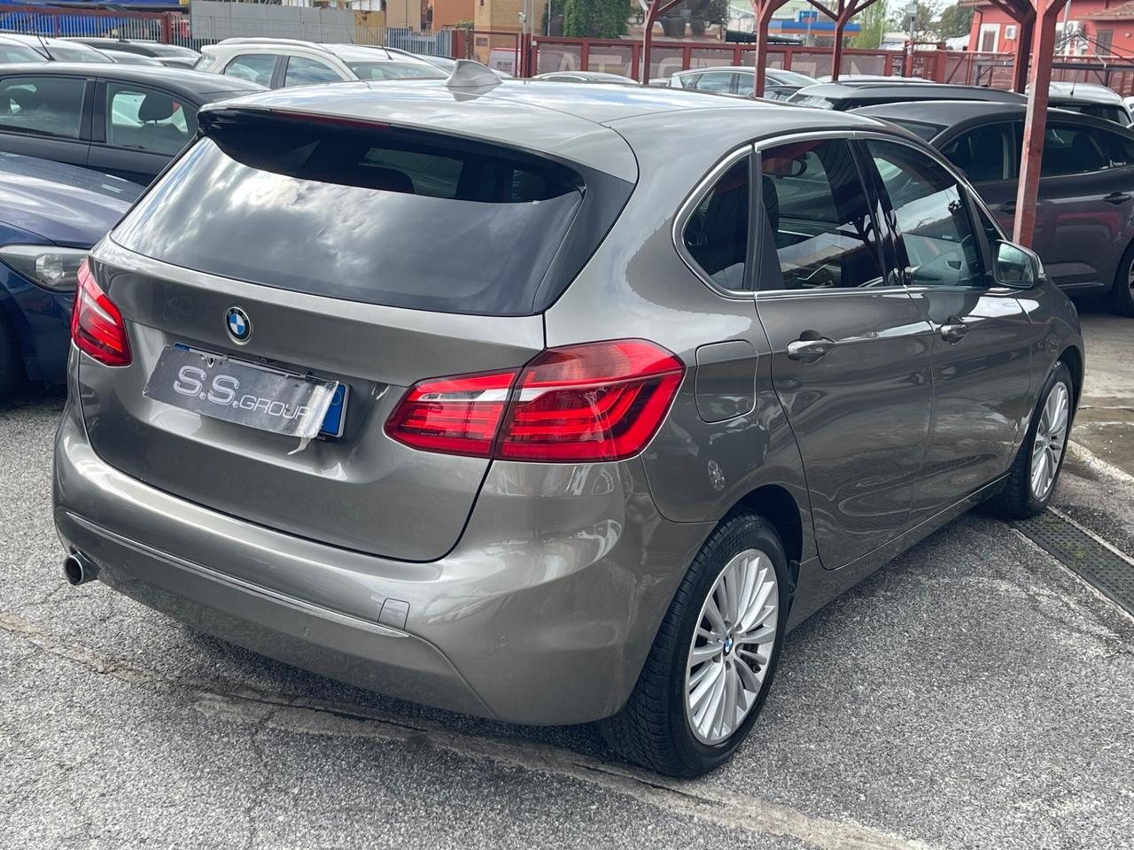 218d Active Tourer Luxury-STRAFULL -UNIPRO-RATE
