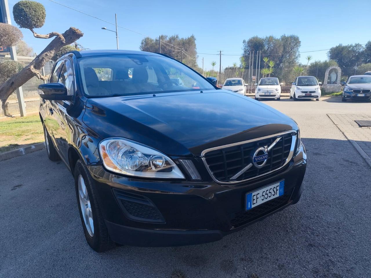 Volvo XC 60 XC60 D5 AWD Geartronic Kinetic