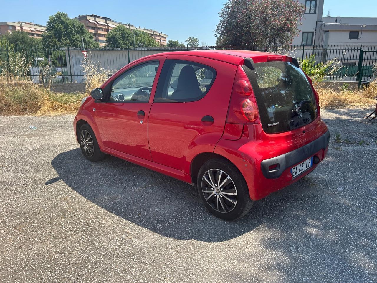 Peugeot 107 1.0 68CV 5p. Plaisir