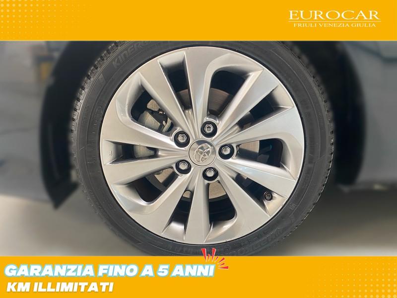 Toyota Auris 1.8h lounge cvt